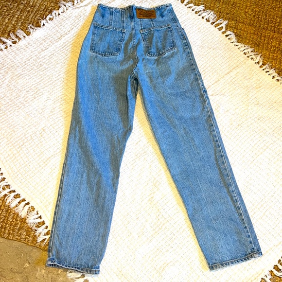 Vintage Paris Blues high waisted jeans sz 9 (juniors) EUC!! - Picture 9 of 14
